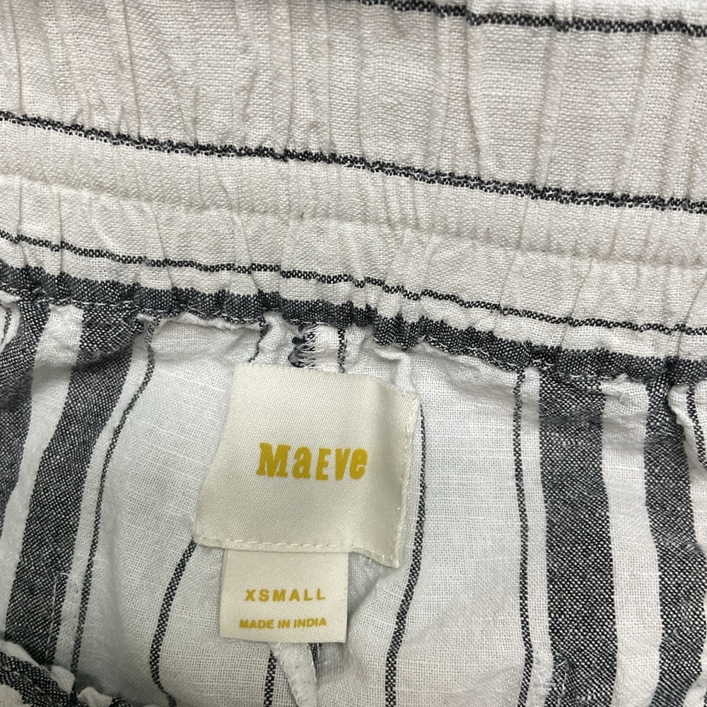 Maeve Black and White Striped Women's Cargo Shorts - Picture 8 of 8